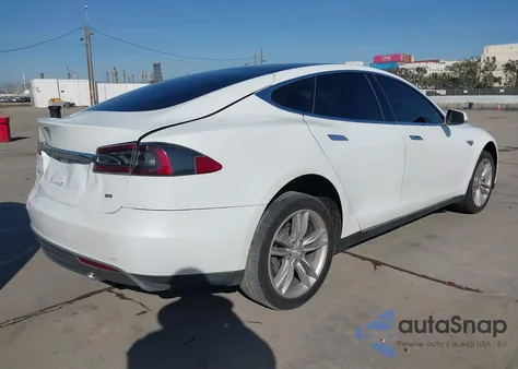 2013 Tesla Model S из США, поврежденный, VIN 5YJSA1CN5DFP08187